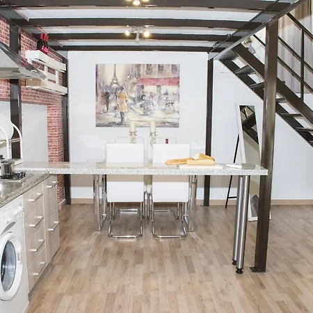 Apartment Palace *